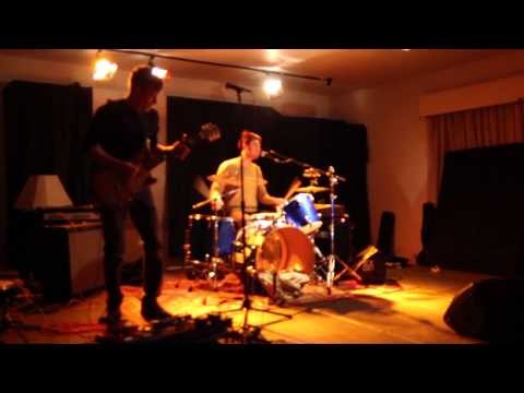 Ports of Spain - Something like a frail Machine [Live at the Mill]