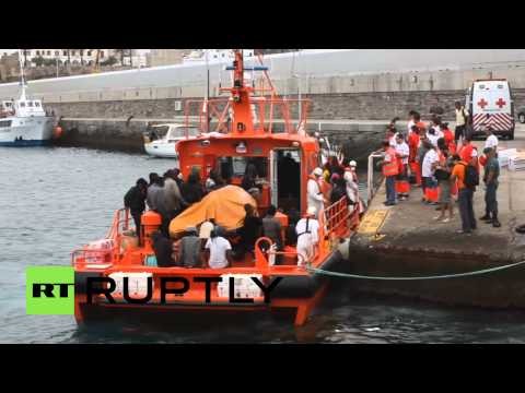 Spain: Migrants rescued off Tarifa coast