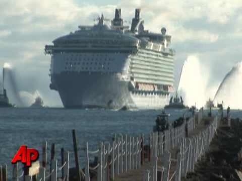 Raw Video: World's Largest Cruise Ship