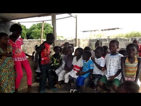 Volunteer to Change and Jovinnew School Children Kokrobite Ghana.