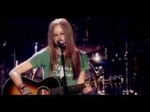 Avril Lavigne Tomorrow-Live