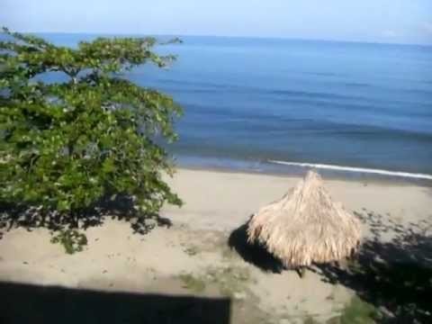 En La Playa De Tela Honduras (At The Beach Of Tela Honduras)