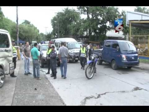 Imprudencia del conductor provoco accidente en la 2da avenida - Noticias Ho