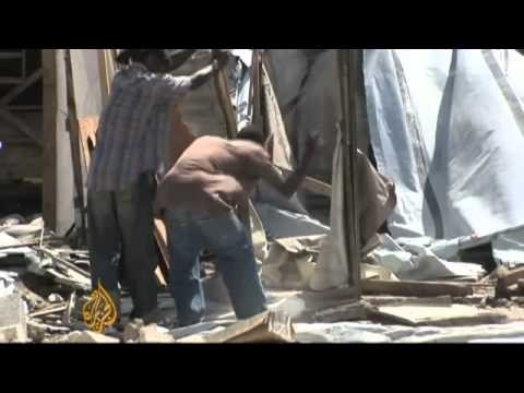Complete News - Haiti quake survivors have nowhere to go