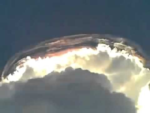 Massive Weird Cloud Indonesia 2011 - å¤§è§„æ¨¡çš„æ€ªå¼‚çš„äº‘2011å¹´å°å°¼