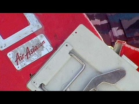 Volo Airasia: forse identificata la coda dell'aereo. Contiene scatola nera