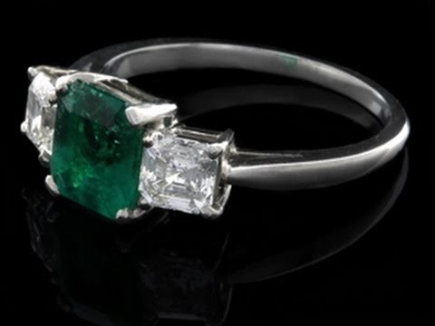 Antique Emerald Engagement Rings ER034