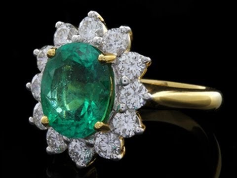 Emerald Engagement Rings ER028