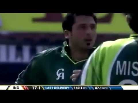 Sehwag  wicket in India vs pakistan 1st Odi dec 30