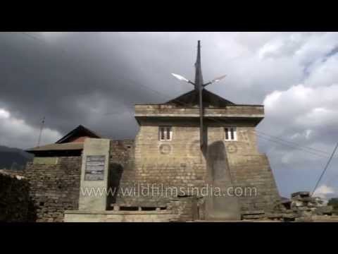 Khonoma Fort : imposing monument in Nagaland