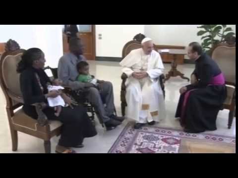 Pope Francis meets Sudanese Christian woman spared death sentence for apost