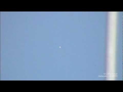 Daylight UFO globe 10-5-2012 (rome italy)