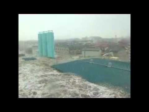 New Japan 2011 Tsunami Video - See The power !!