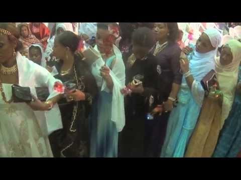 Oukoumbi Ã  Salimani Itsandra Aminata & Kalidance mariage comorien