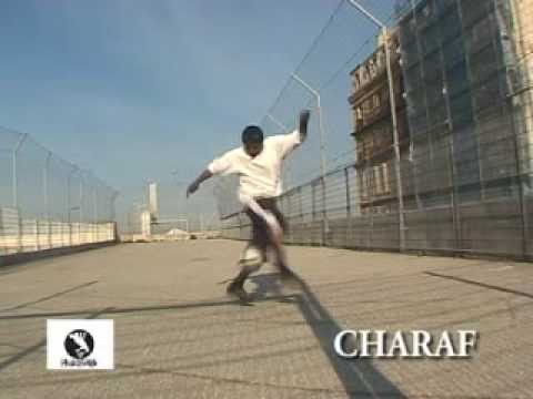 charaf freestyler: foot freestyle des gestes TERRIBLE!! www.artistikball.sk