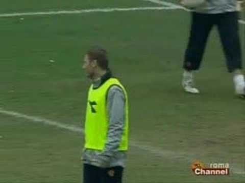 Totti Scores a Backheel Penalty