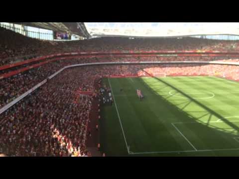 Arsenal V  Monaco crowd goes crazy!