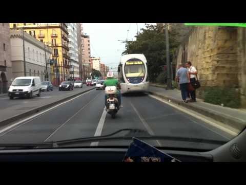 Amazing Race style through Napoli 17 minutes to make a 20min+ drive