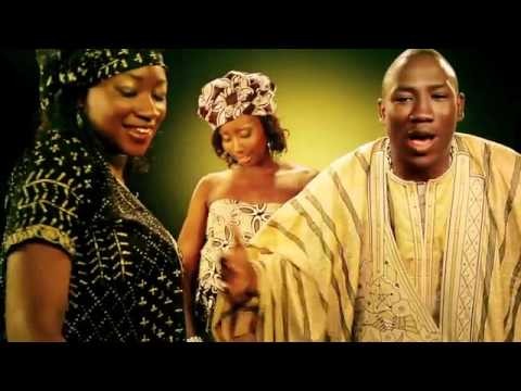 Mokobe - Mali debout (English subtitles_French rap)