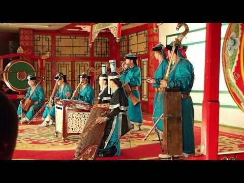 AMAZING Mongolian throat singing and traditional instruments
