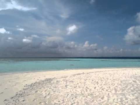 Maldives - The Earth is Round
