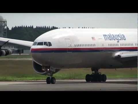 Malaysia Airlines Boeing 777-200ER Takeoff
