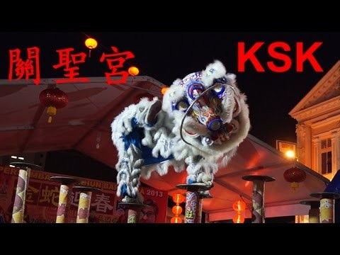 2013 LION KING KSK Kun Seng Keng high pole lion dance in Kajang CNY 2013