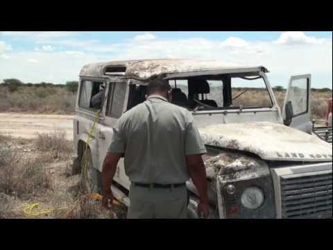 Recovery of a \Landy\ in the Bush - Ethosha - Namibia