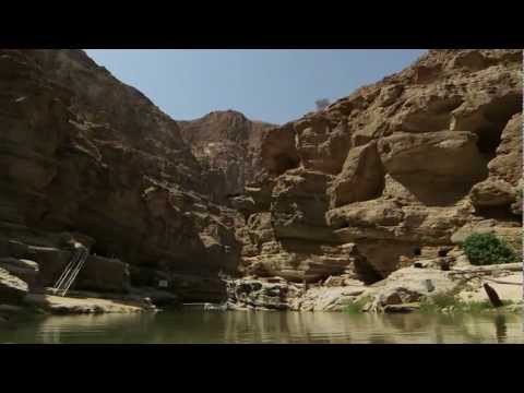Red Bull Cliff Diving World Series 2012 - Oman - The Grand Final in Wadi Sh