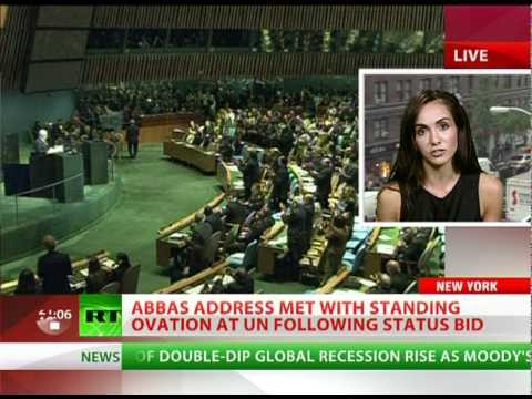 Abbas submits Palestine statehood bid, gets standing ovation at UN