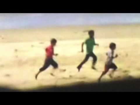 jd meatyard   '4 kids playing on gaza beach'