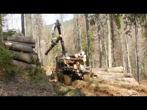 Komatsu 840TX in Romania: ciclu de colectare a lemnului