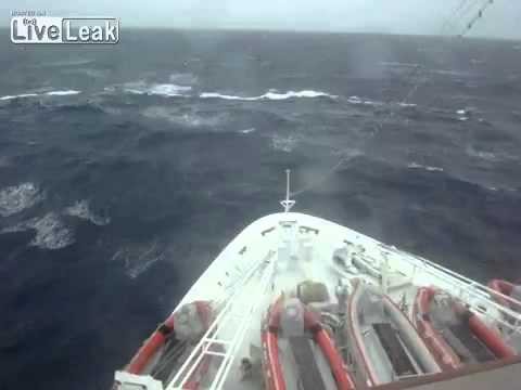 Cruise Ship cought in storm in South Africa
