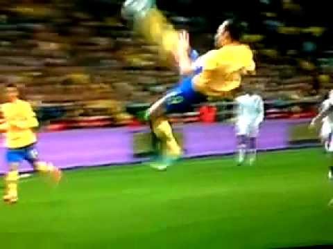 Zlatan Ibrahimovic Amazing Goal Sweden Vs England 4  2 [14.11.2012]
