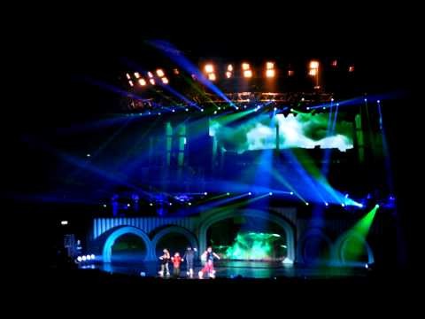 BIGBANG ALIVE TOUR SINGAPORE  [29 SEPT 12]  MONSTER [FANCAM]