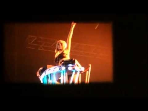 2NE1 NEW EVOLUTION in SINGAPORE 2012 - CL's DJ