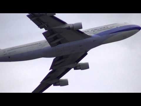 China Airlines Boeing 747 taking off from Kennedy Airport by jonfromqueens
