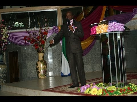 PRAISES AND WORSHIP IN SIERRA LEONE..DANIEL AMOATENG