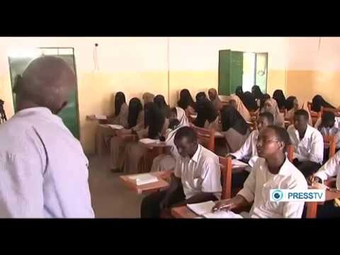 World News 2013 - Somalia launches free education program