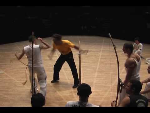 Capoeira Regional Corridos Professores Kalunga Lua Cheia e Renato LeÃ£o