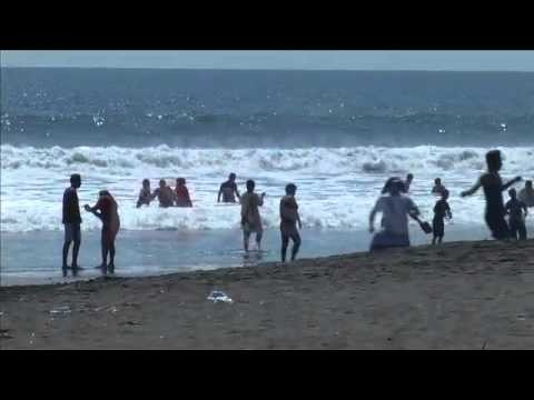 Un joven fallecio ahogado en la Playa El Tunco (09/02/2015)