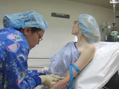 Cosmetic Surgery Documentary - Breast Augmentation with Silicone Implants i