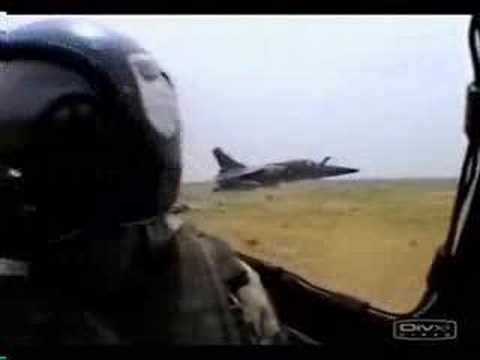 Crazy suicidal French Air Force Pilots !!!