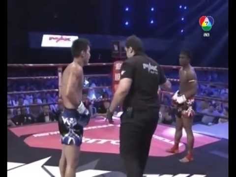 Muay Thai Buakaw Banchamek vs Dong Wen Fei on 10 August 2013 à¸¡à¸§à¸¢à¹„à¸