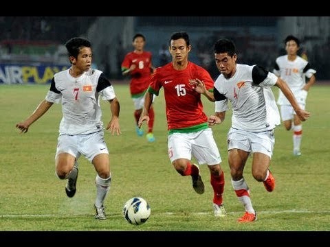 Cuplikan Gol Adu Penalti Indonesia U19 VS Vietnam U19 ( 7 - 6 ) AFF - 22 Se