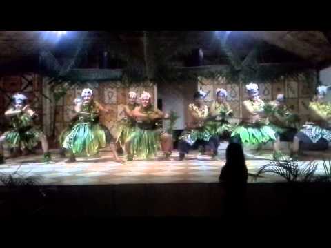 Vakaloa Beach Resort Tongan Mako performed by Men from Kauhalauta and Kauha