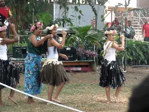 Tuvalu dancers @ PAU