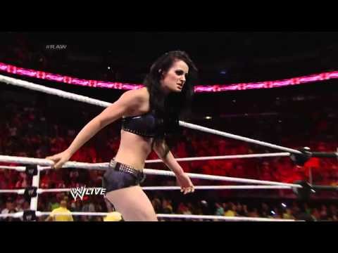 WWE RAW - Emma & Natalya Vs. Paige & AJ Lee(c) / Paige Heel Turn 2014