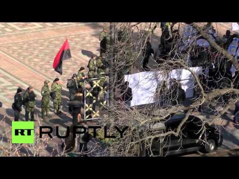 Ukraine: Right Sector rally for third day in front of Verkhovna Rada