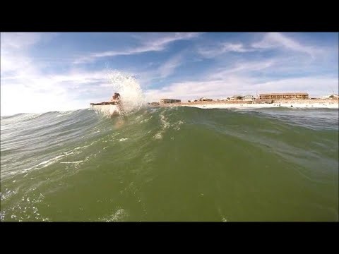 Jumping waves in Destin